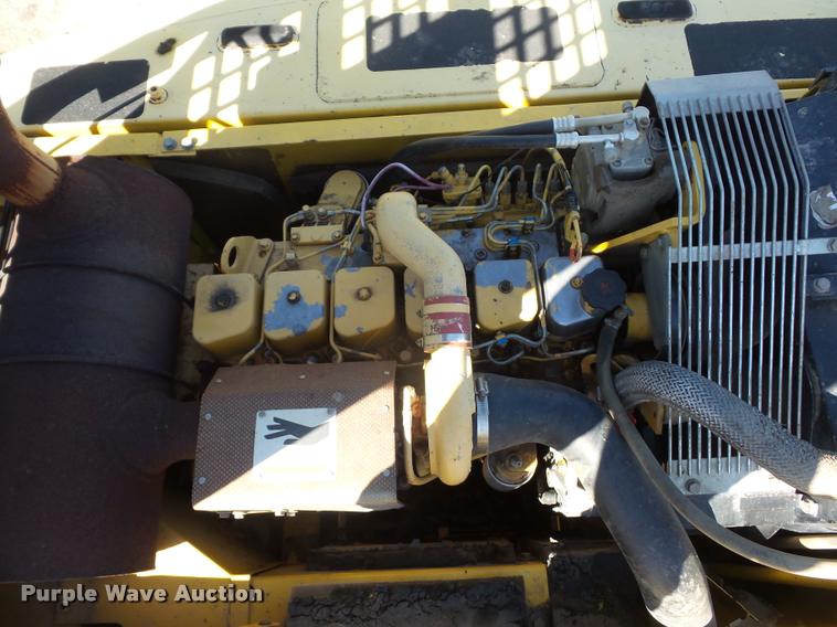 image for item DD9434 2001 Komatsu PC200LC excavator