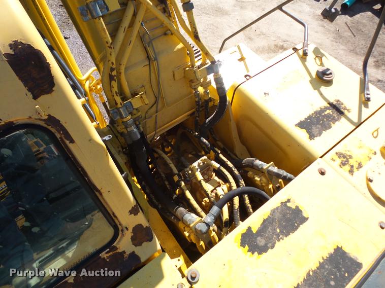 image for item DD9434 2001 Komatsu PC200LC excavator