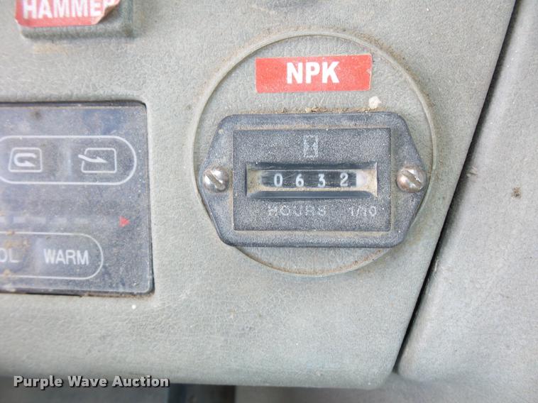 image for item DD9434 2001 Komatsu PC200LC excavator