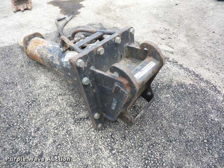 image for item DD9456 2015 Bobcat HB1180 hydraulic hammer