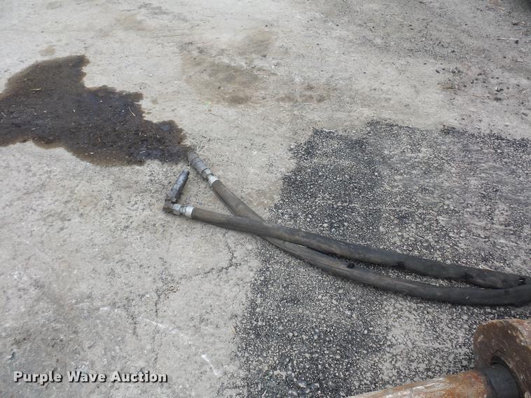 image for item DD9456 2015 Bobcat HB1180 hydraulic hammer