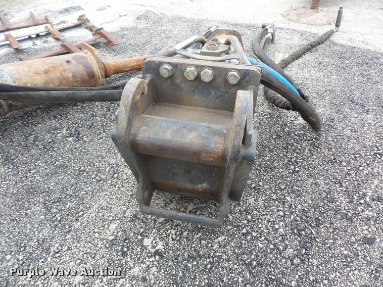 image for item DD9457 2014 Bobcat HB980 hydraulic hammer