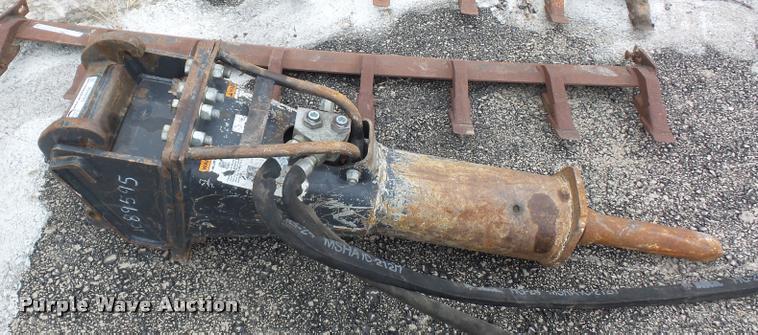 image for item DD9458 2014 Bobcat HB980 hydraulic hammer