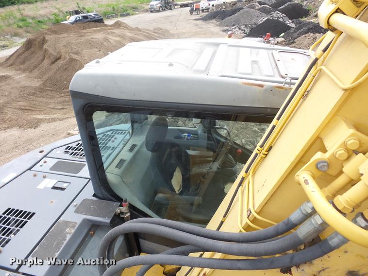 image for item DD9462 Komatsu PC138USLC excavator