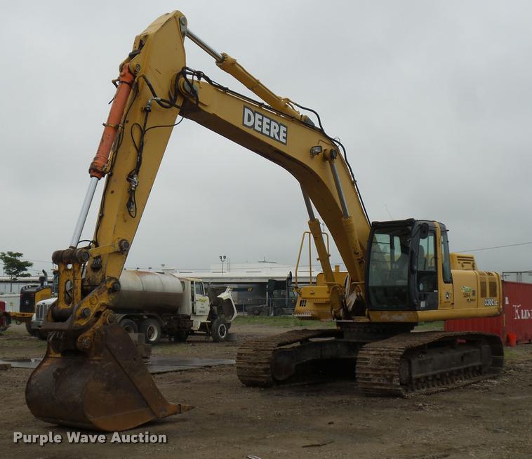 image for item DD9463 2005 John Deere 330C LC excavator