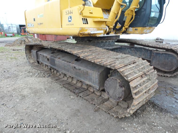 image for item DD9463 2005 John Deere 330C LC excavator