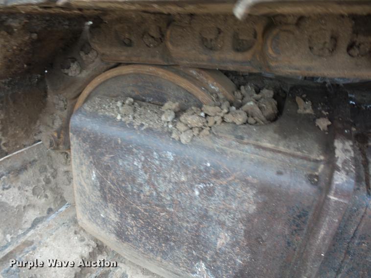 image for item DD9463 2005 John Deere 330C LC excavator