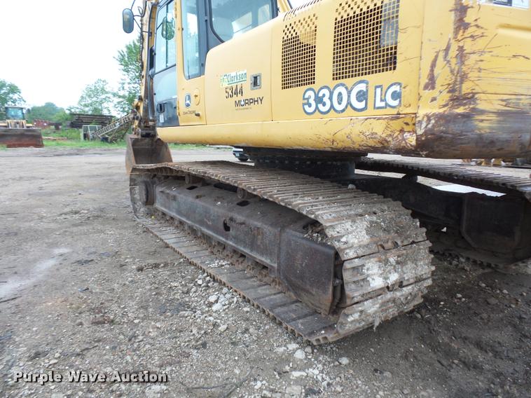 image for item DD9463 2005 John Deere 330C LC excavator