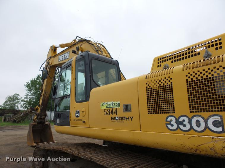 image for item DD9463 2005 John Deere 330C LC excavator