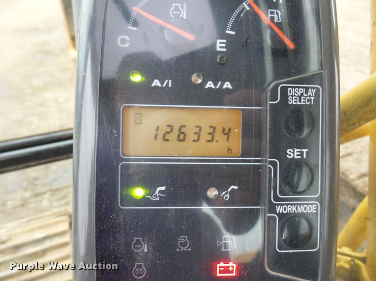 image for item DD9463 2005 John Deere 330C LC excavator