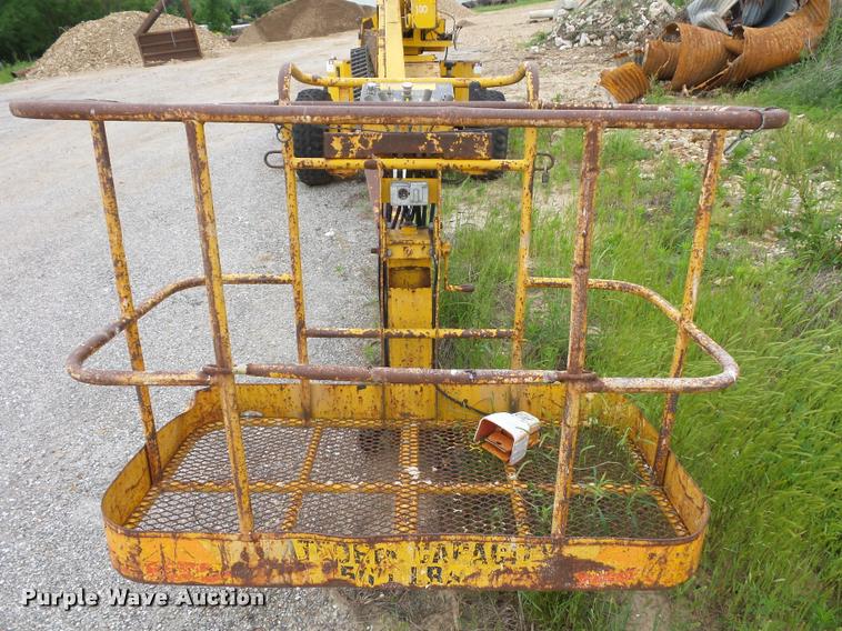 image for item DD9491 Condor RT48A boom lift