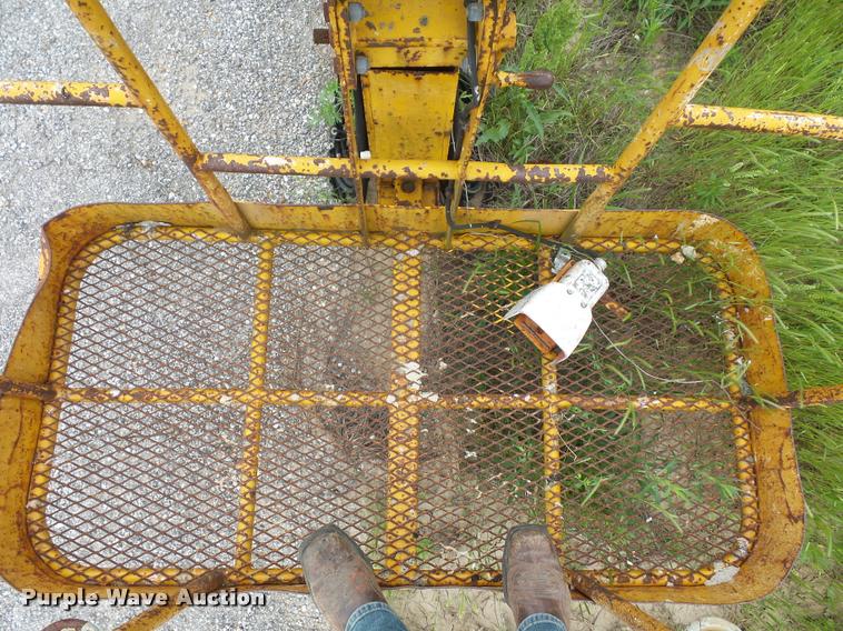 image for item DD9491 Condor RT48A boom lift