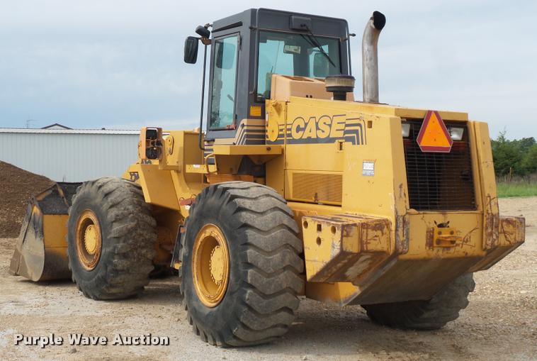 image for item DD9492 1996 Case 821B wheel loader