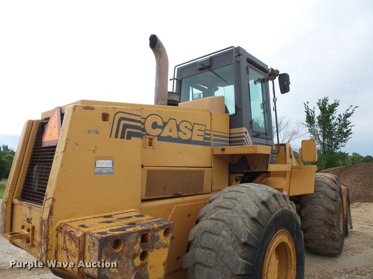 image for item DD9492 1996 Case 821B wheel loader
