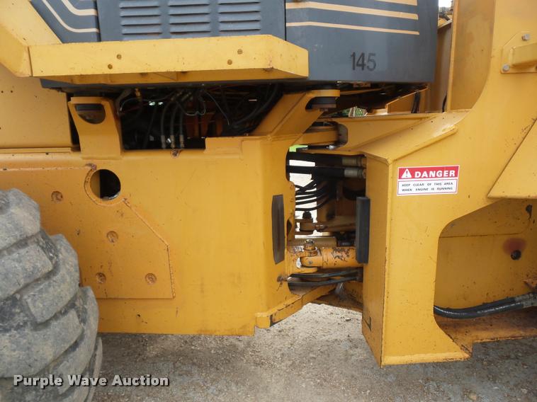 image for item DD9492 1996 Case 821B wheel loader