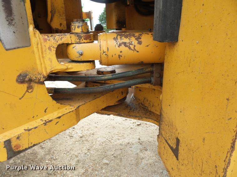 image for item DD9492 1996 Case 821B wheel loader