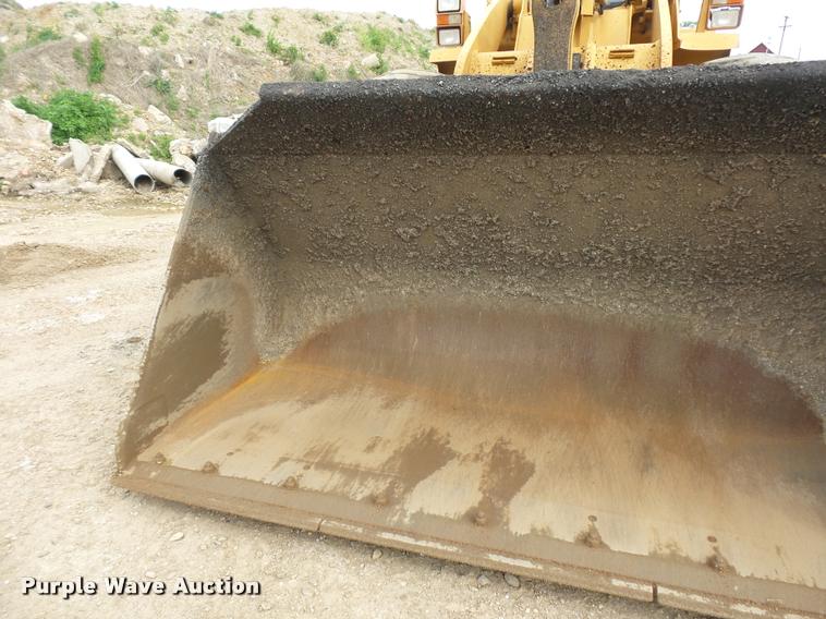 image for item DD9492 1996 Case 821B wheel loader