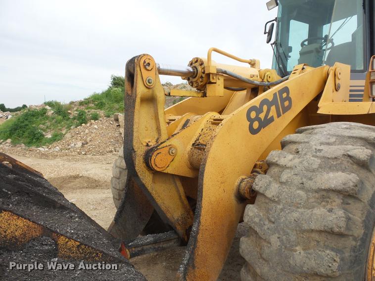 image for item DD9492 1996 Case 821B wheel loader