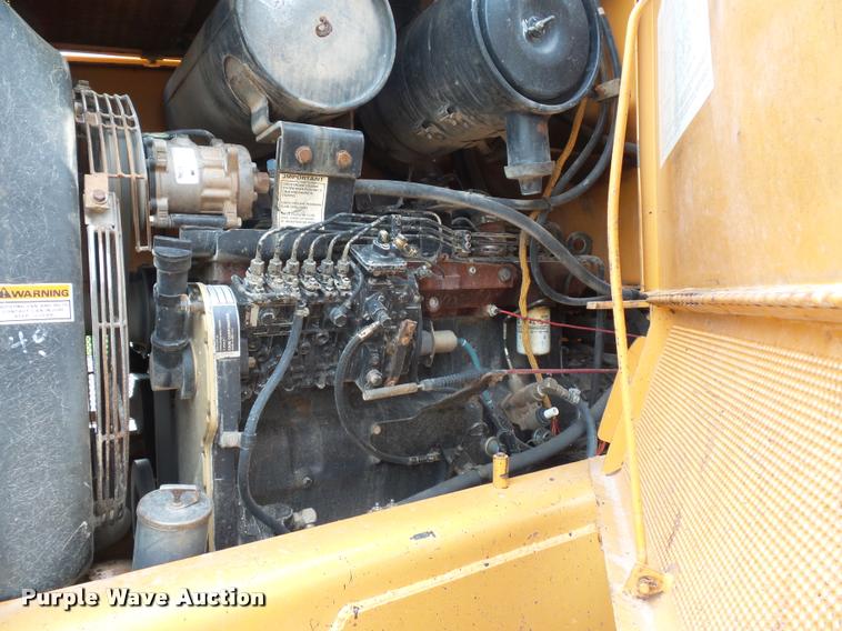 image for item DD9492 1996 Case 821B wheel loader