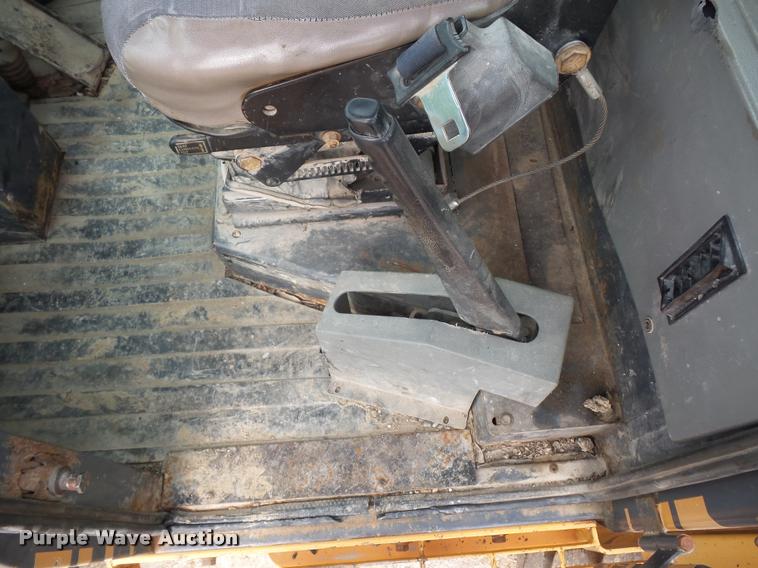 image for item DD9492 1996 Case 821B wheel loader