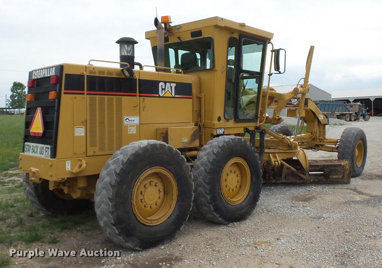 image for item DD9493 2001 Caterpillar 140H motor grader
