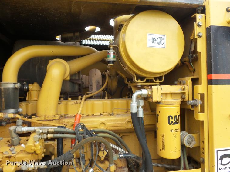 image for item DD9493 2001 Caterpillar 140H motor grader
