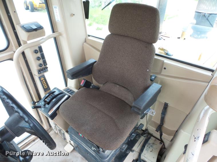 image for item DD9493 2001 Caterpillar 140H motor grader