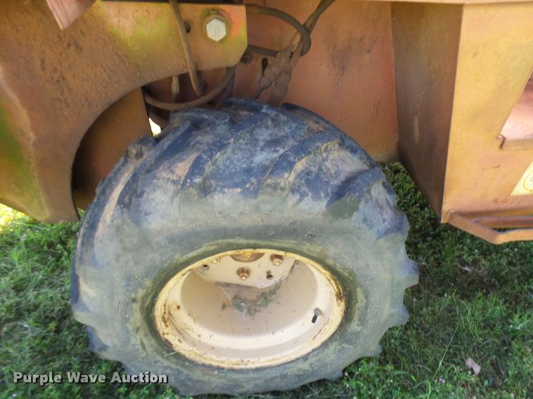 image for item DE9621 Ditch Witch 4010DD trencher