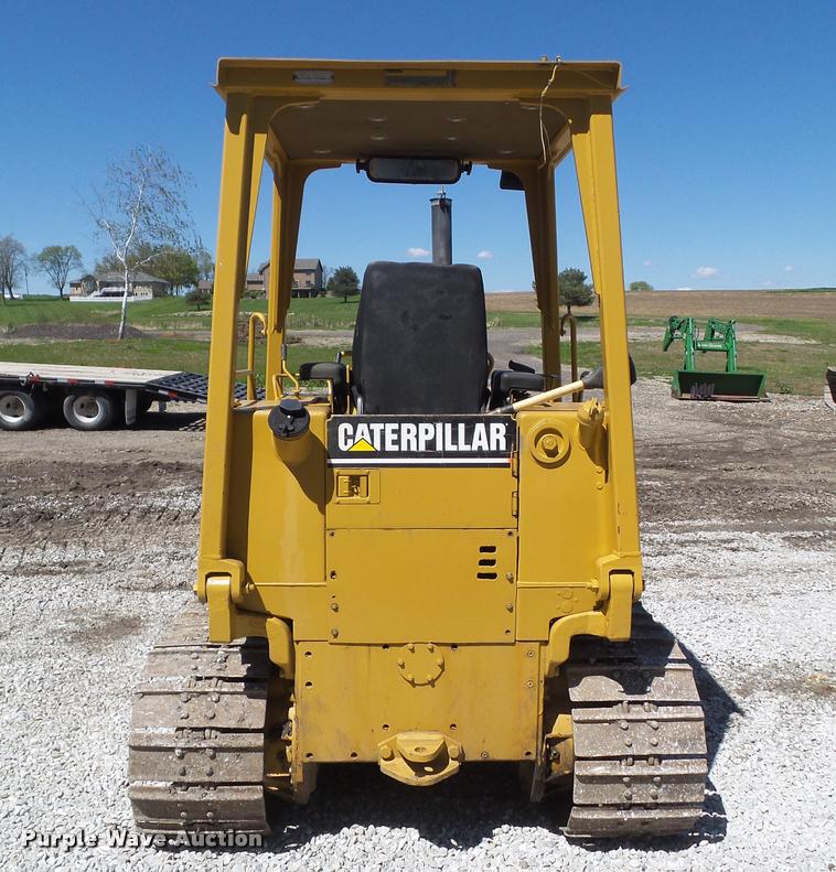 image for item DH9289 1994 Caterpillar D4C Series III dozer