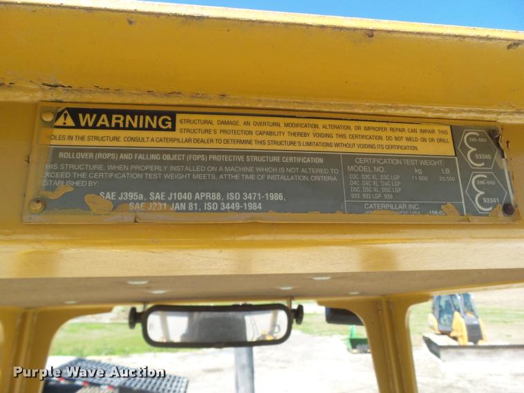 image for item DH9289 1994 Caterpillar D4C Series III dozer