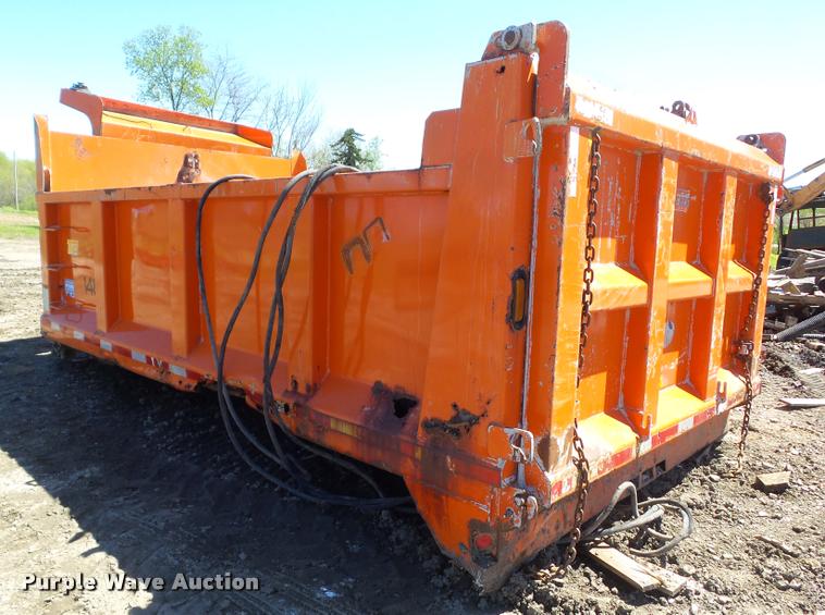 Tenco TCB14TAHSLF dump bed in Carlisle, IA Item DH9290 sold
