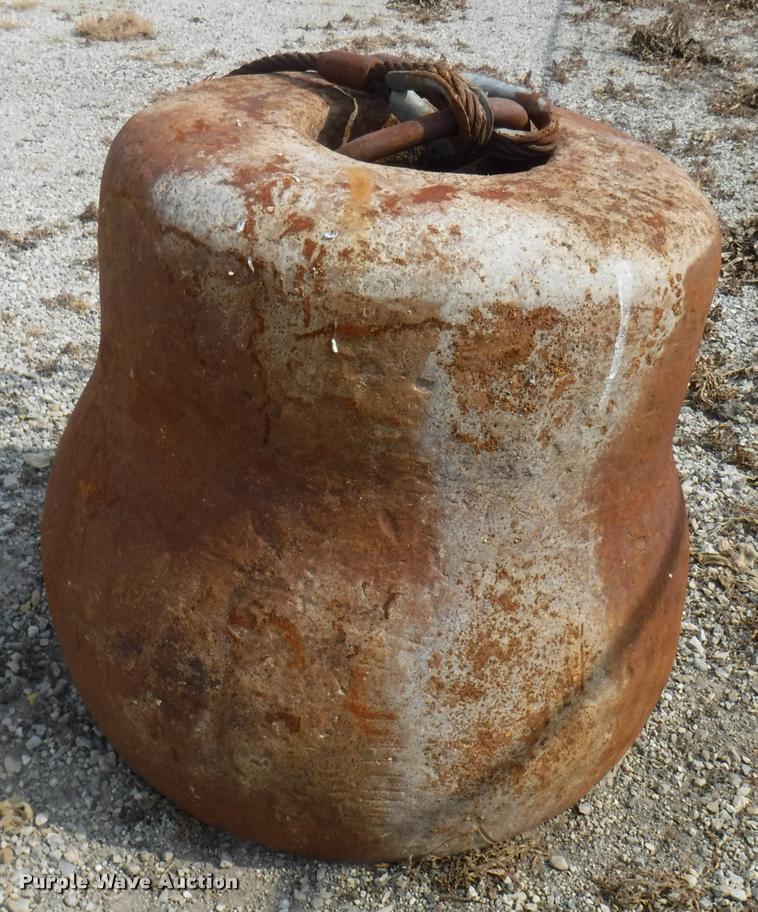 Flat bottom demolition/wrecking ball in Topeka, KS Item DJ9096 sold