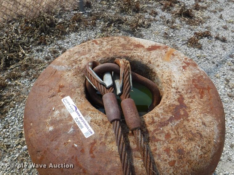 Flat bottom demolition/wrecking ball in Topeka, KS Item DJ9096 sold