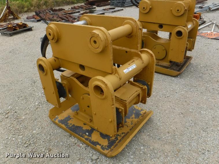 image for item DJ9103 Contech plate compactor