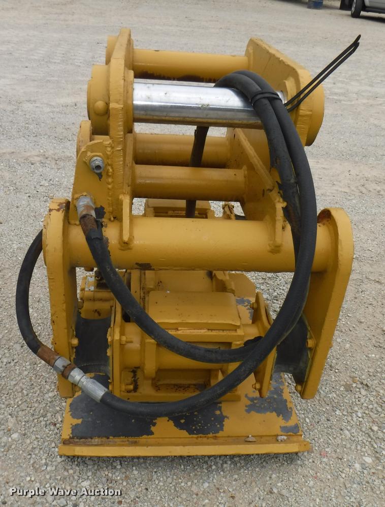 image for item DJ9103 Contech plate compactor