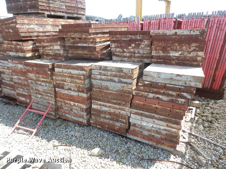 image for item DL9737 Concrete forms