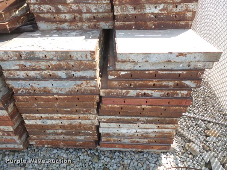 image for item DL9737 Concrete forms