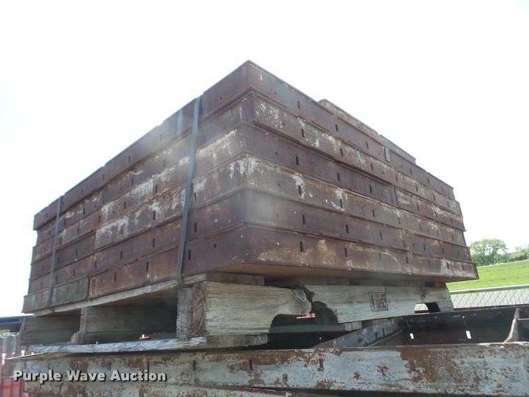 image for item DL9737 Concrete forms