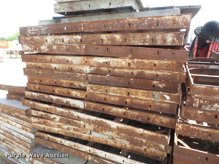 image for item DL9737 Concrete forms