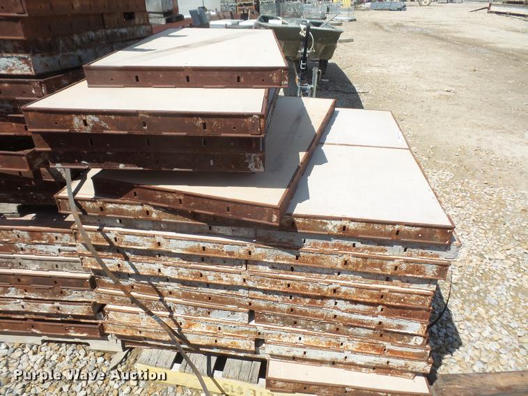 image for item DL9737 Concrete forms
