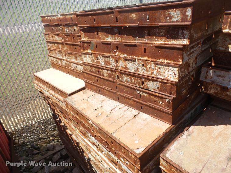 image for item DL9737 Concrete forms