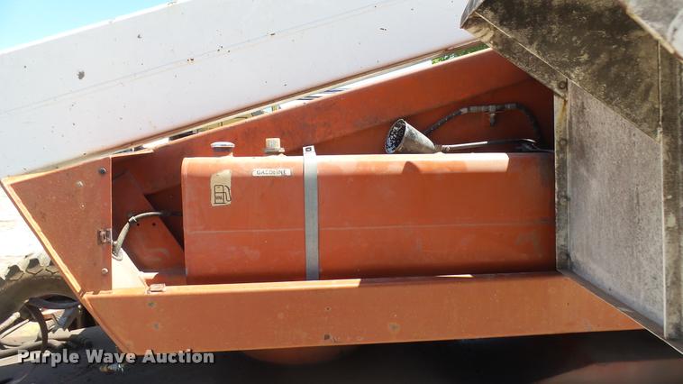image for item DQ9128 1997 Snorkel TB-A60 boom lift