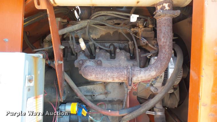 image for item DQ9128 1997 Snorkel TB-A60 boom lift