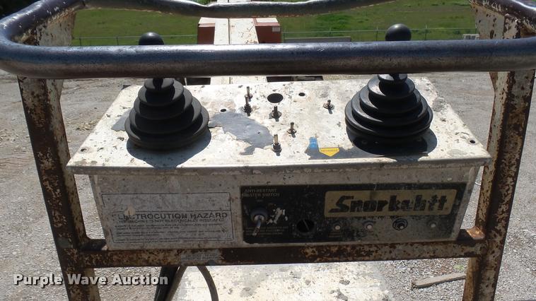 image for item DQ9128 1997 Snorkel TB-A60 boom lift