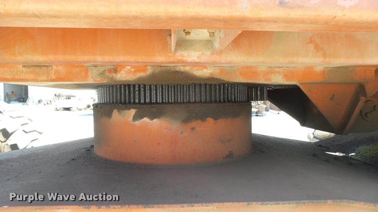 image for item DQ9128 1997 Snorkel TB-A60 boom lift