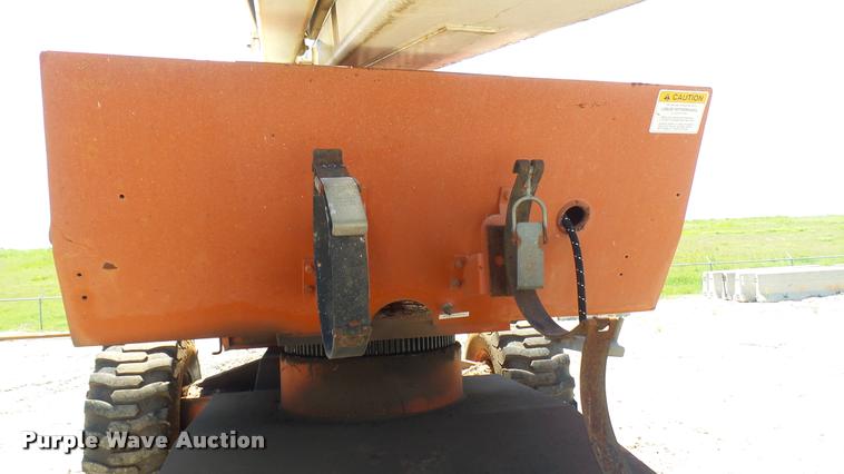 image for item DQ9128 1997 Snorkel TB-A60 boom lift