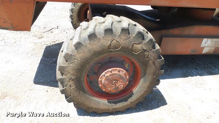 image for item DQ9128 1997 Snorkel TB-A60 boom lift