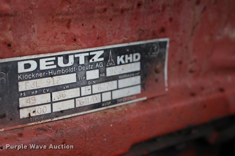 image for item G1075 Ditch Witch 4010DD trencher