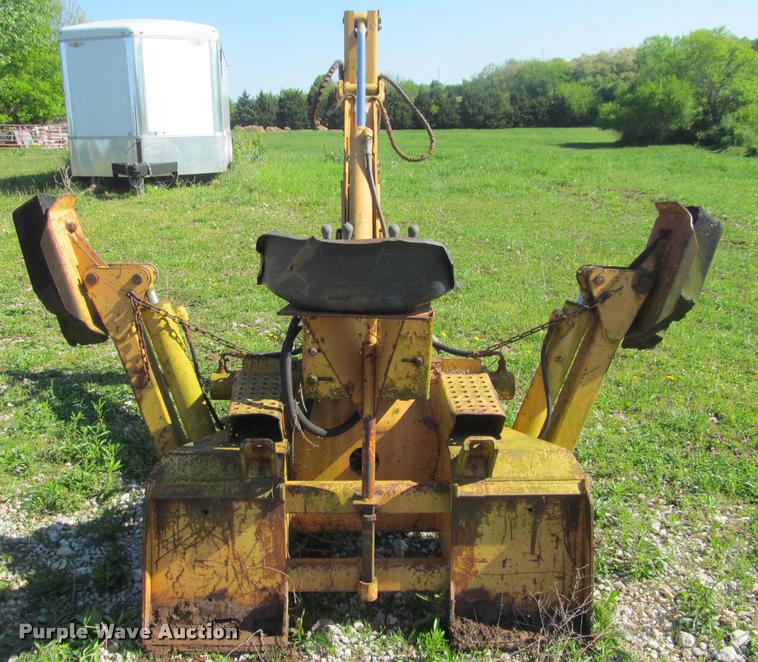 image for item J2503 Case H828533 skid steer backhoe