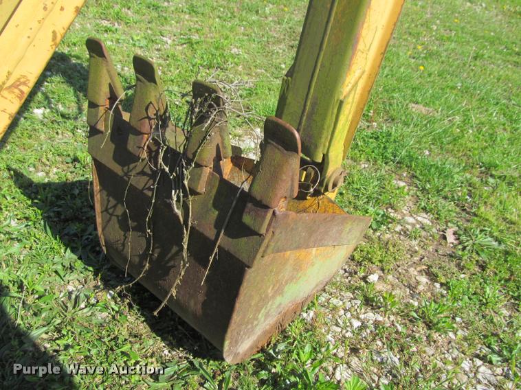 image for item J2503 Case H828533 skid steer backhoe